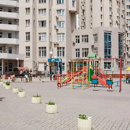 Srednefontanskaya 19a *